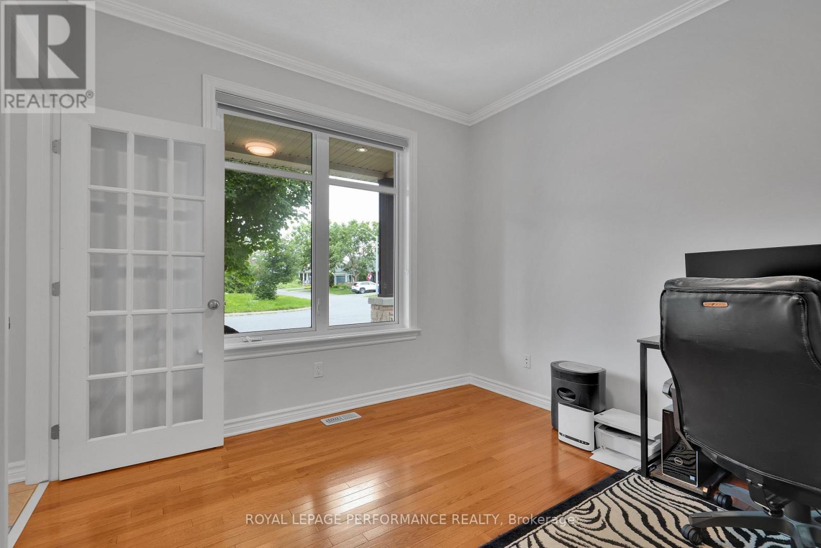 Study/office room - 767 Long Point Circle, Ottawa, ON