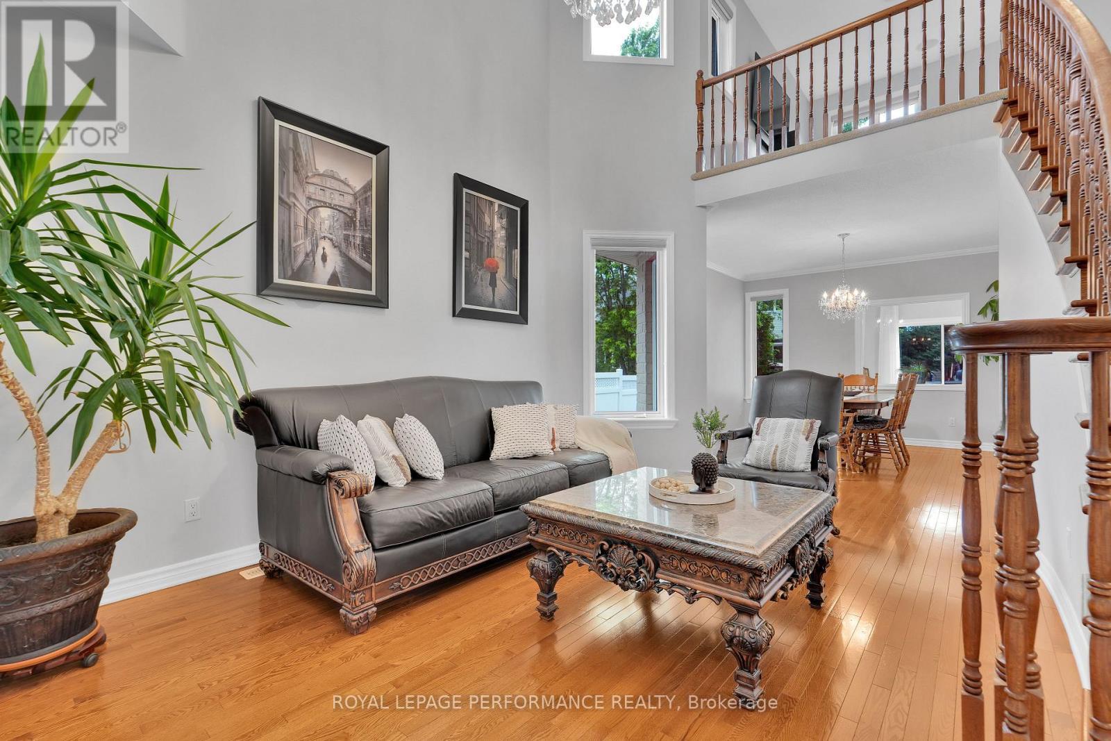 Living room - 767 Long Point Circle, Ottawa, ON