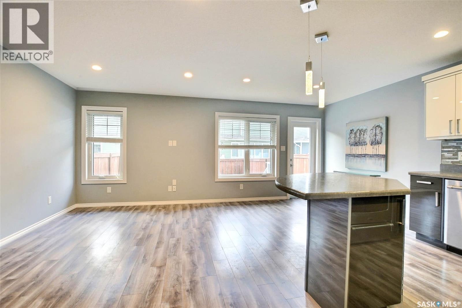 217 4002 Sandhill Crescent, Regina, SK