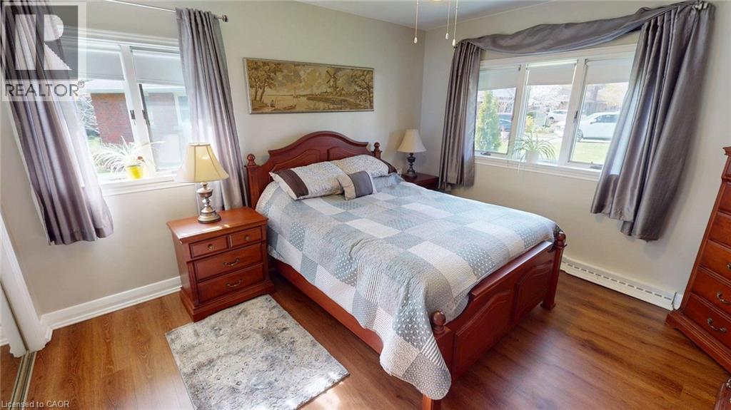 16 Daleview Crescent, Fonthill, ON
