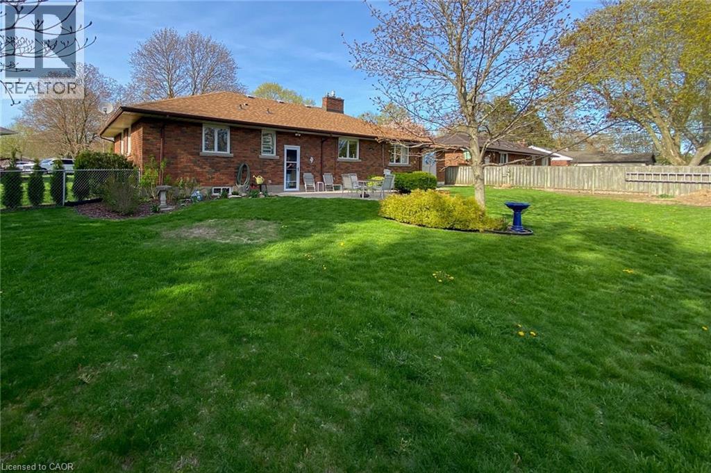 16 Daleview Crescent, Fonthill, ON