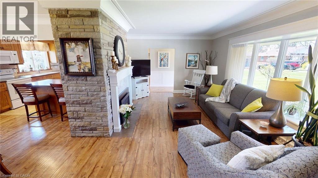 16 Daleview Crescent, Fonthill, ON