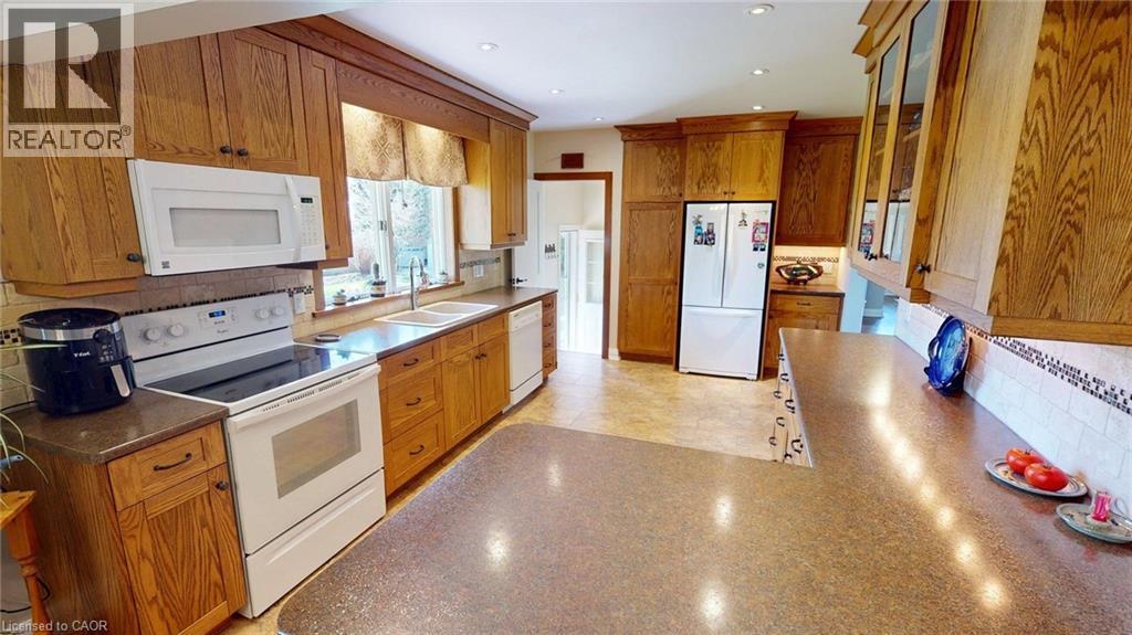 16 Daleview Crescent, Fonthill, ON