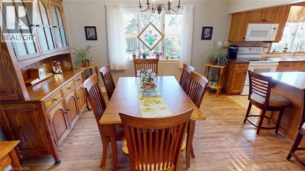 16 Daleview Crescent, Fonthill, ON