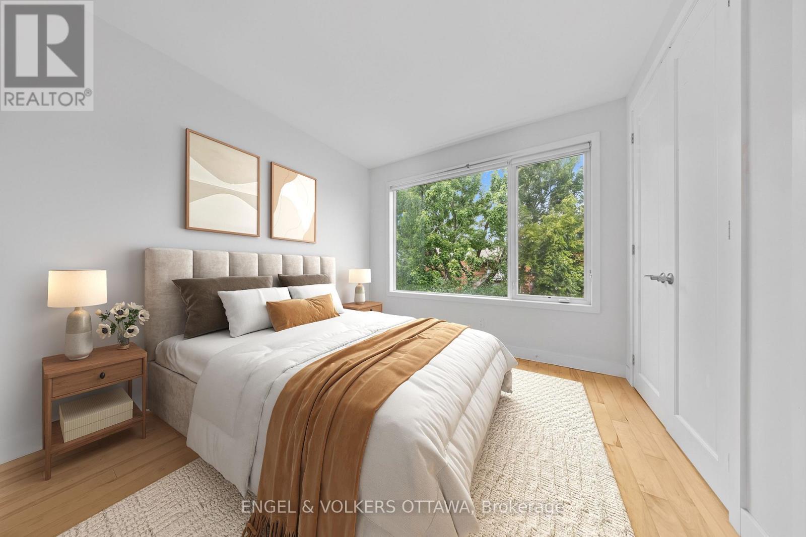 Second bedroom - 53 Vaughan Street, Ottawa, ON