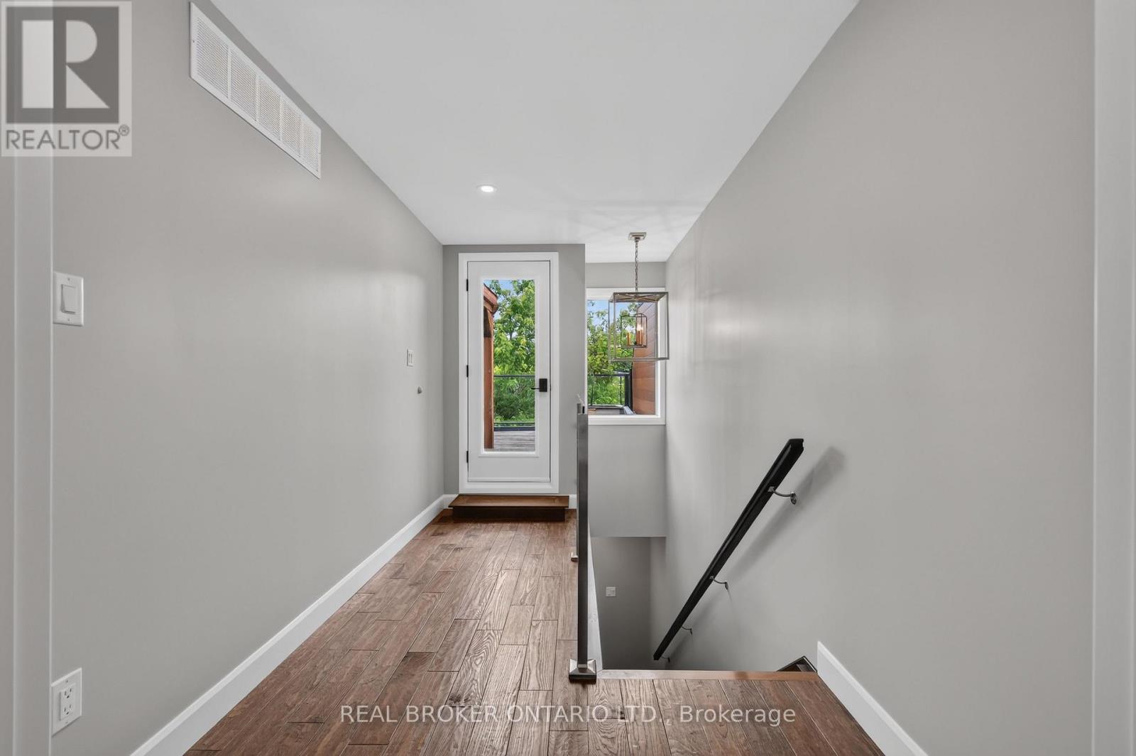 343 Riverdale Avenue, Ottawa, ON