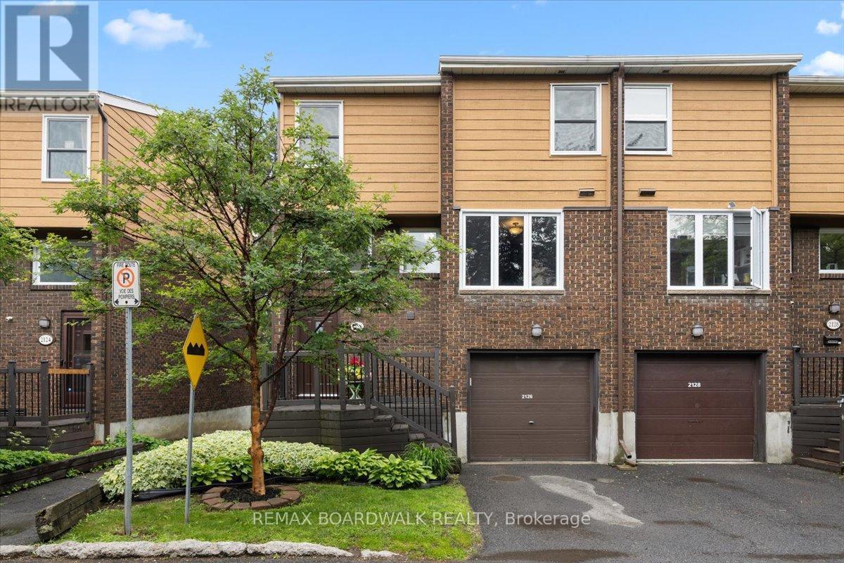 18 - 2126 Eric Crescent, Ottawa, ON