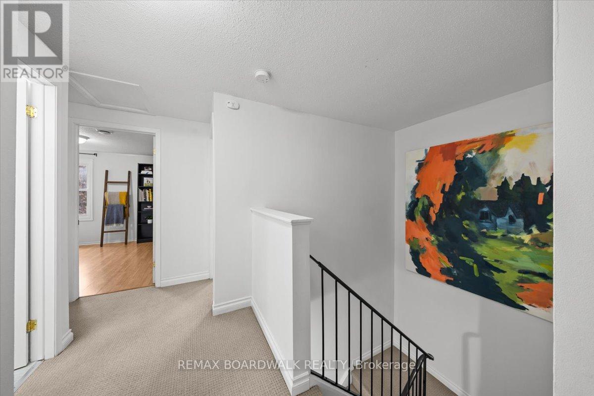 18 - 2126 Eric Crescent, Ottawa, ON