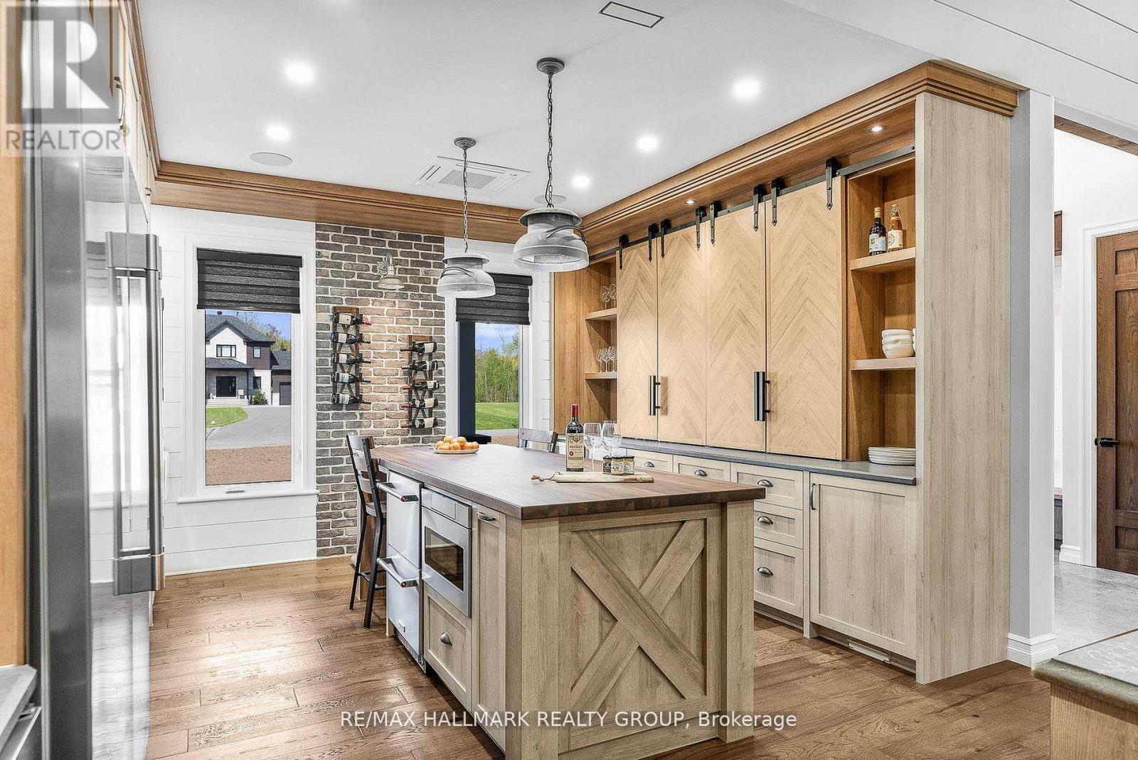 55 De La Seignerie Estates E, Champlain, ON