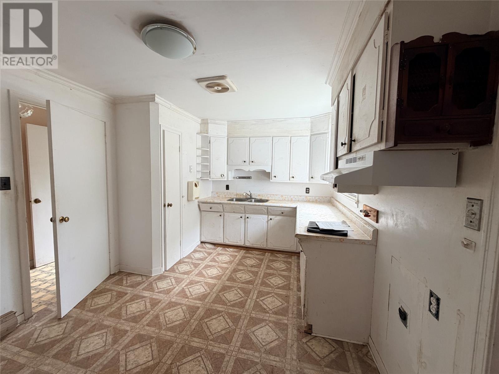 Kitchen - 342 Conception Bay Highway, Avondale, NL