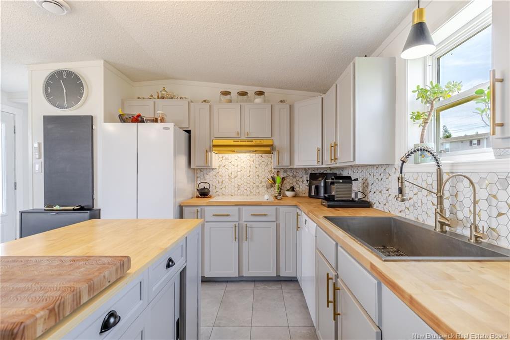 23 Barrington Rd, Fredericton, NB