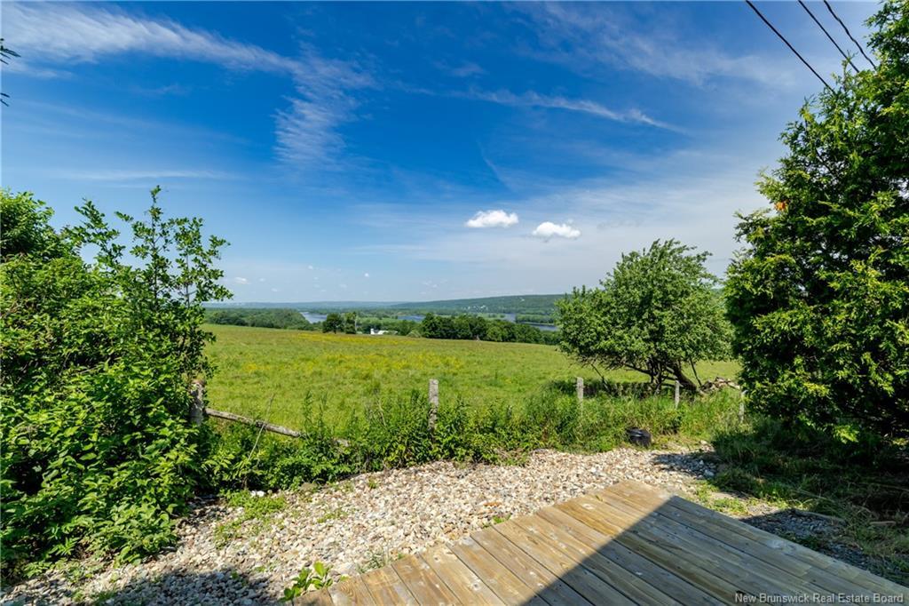 23 Barrington Rd, Fredericton, NB