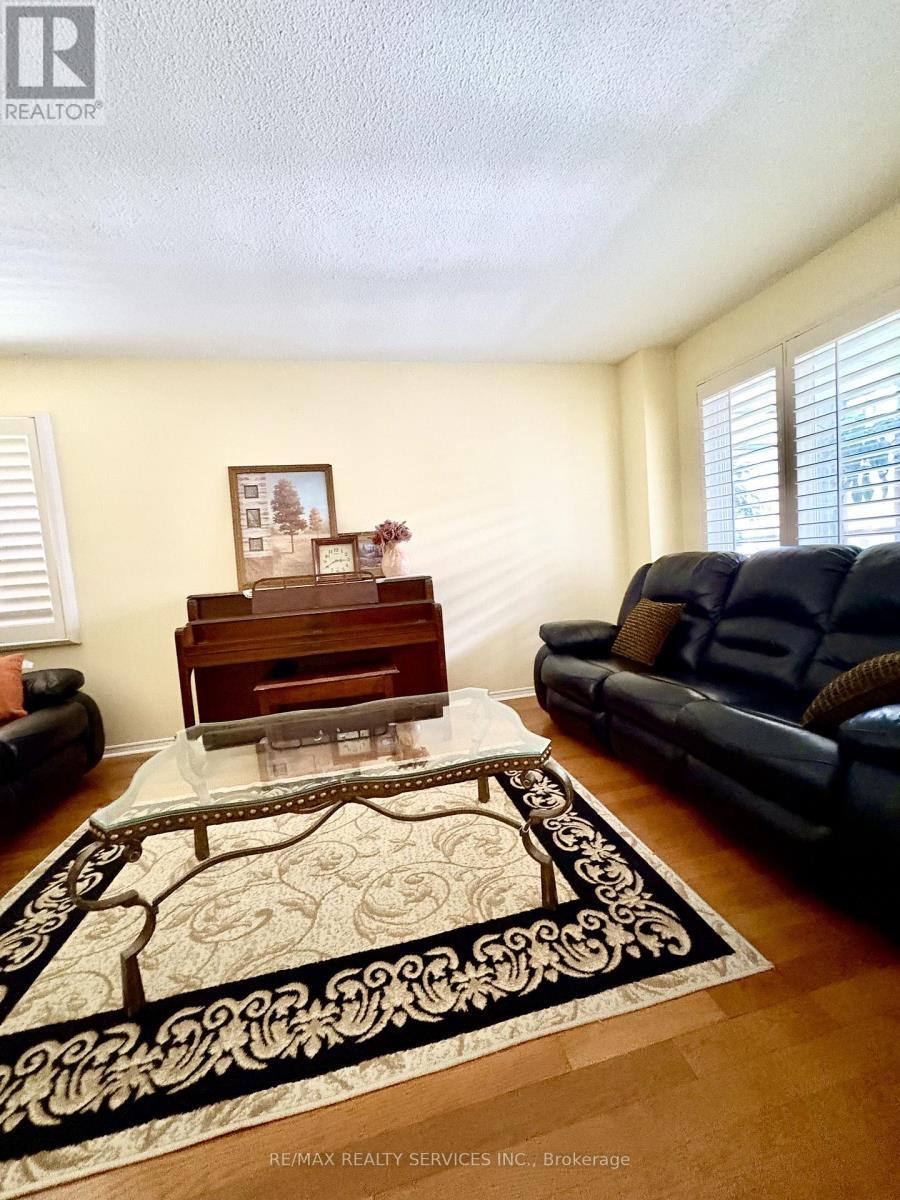 4460 Ashley Avenue, Mississauga, ON