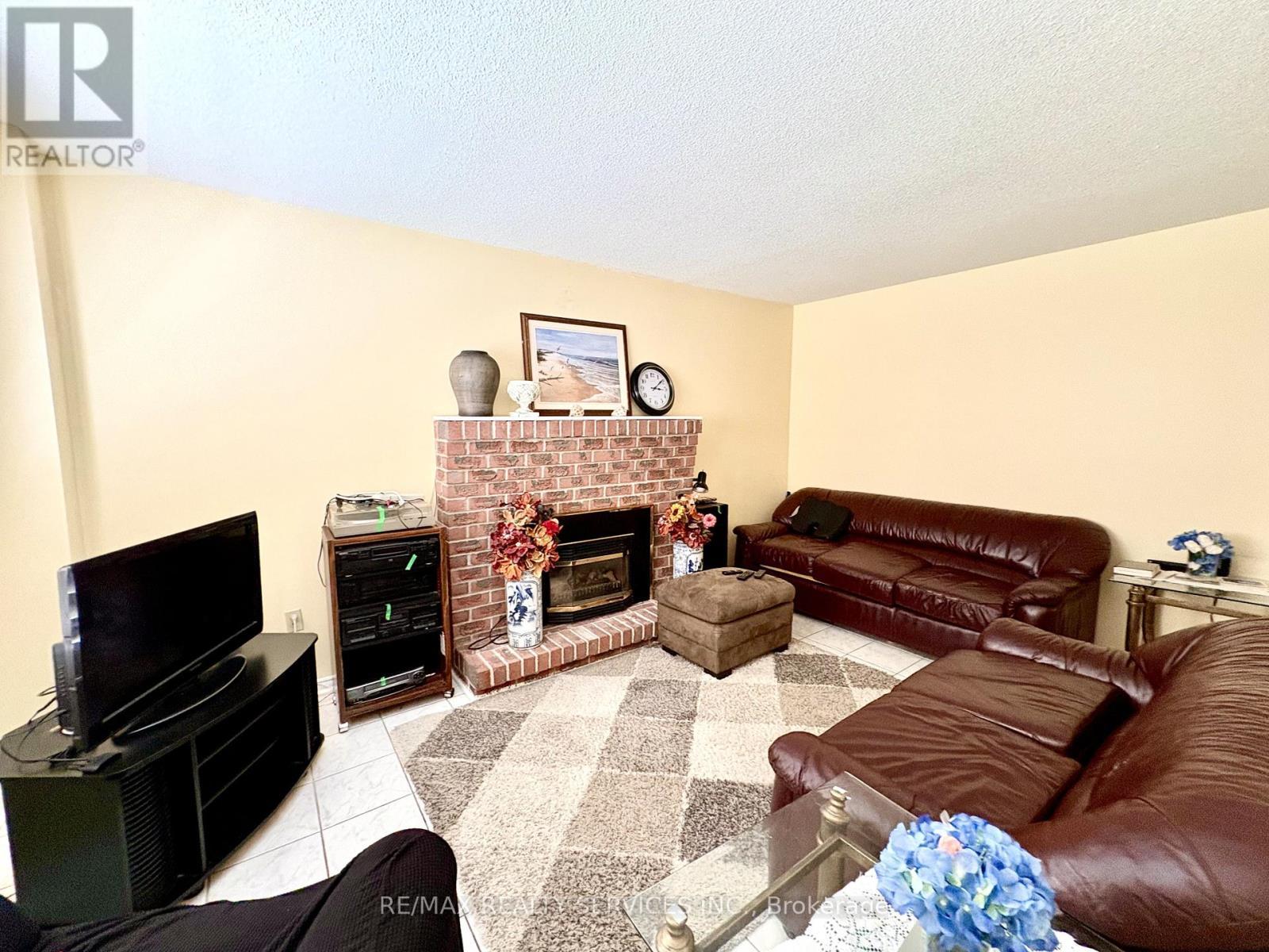 4460 Ashley Avenue, Mississauga, ON