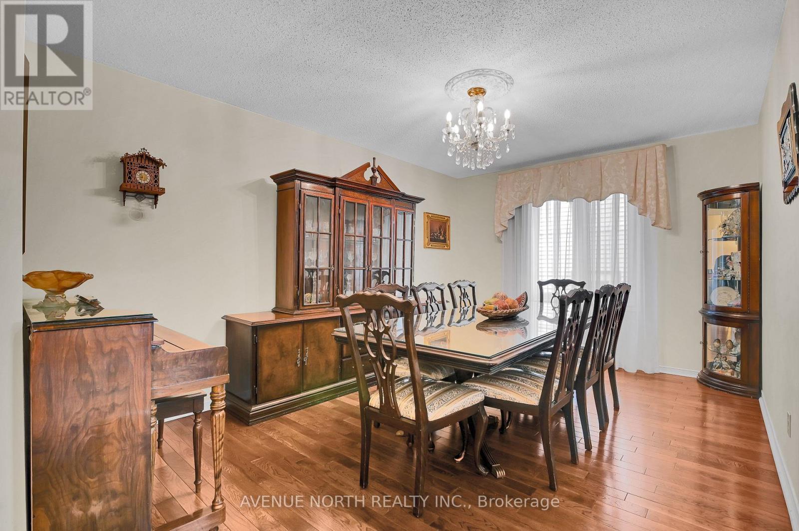 48 Hackett Street, Ottawa, ON