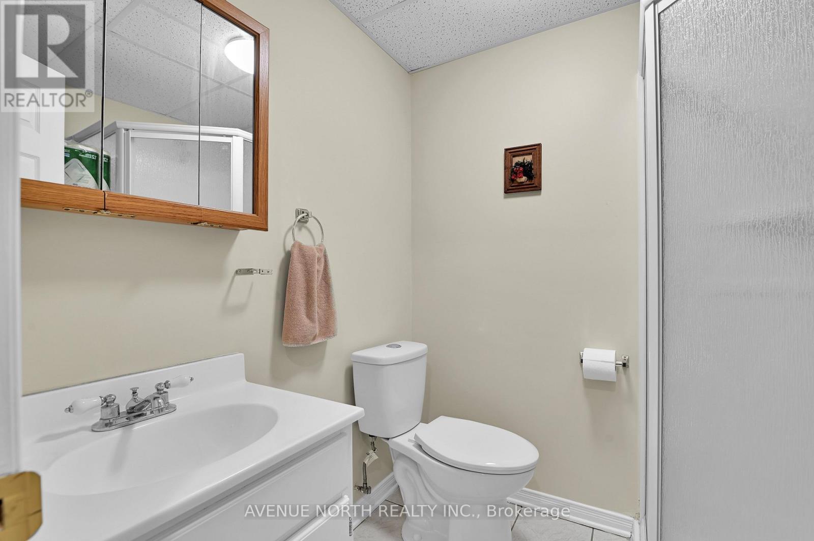48 Hackett Street, Ottawa, ON