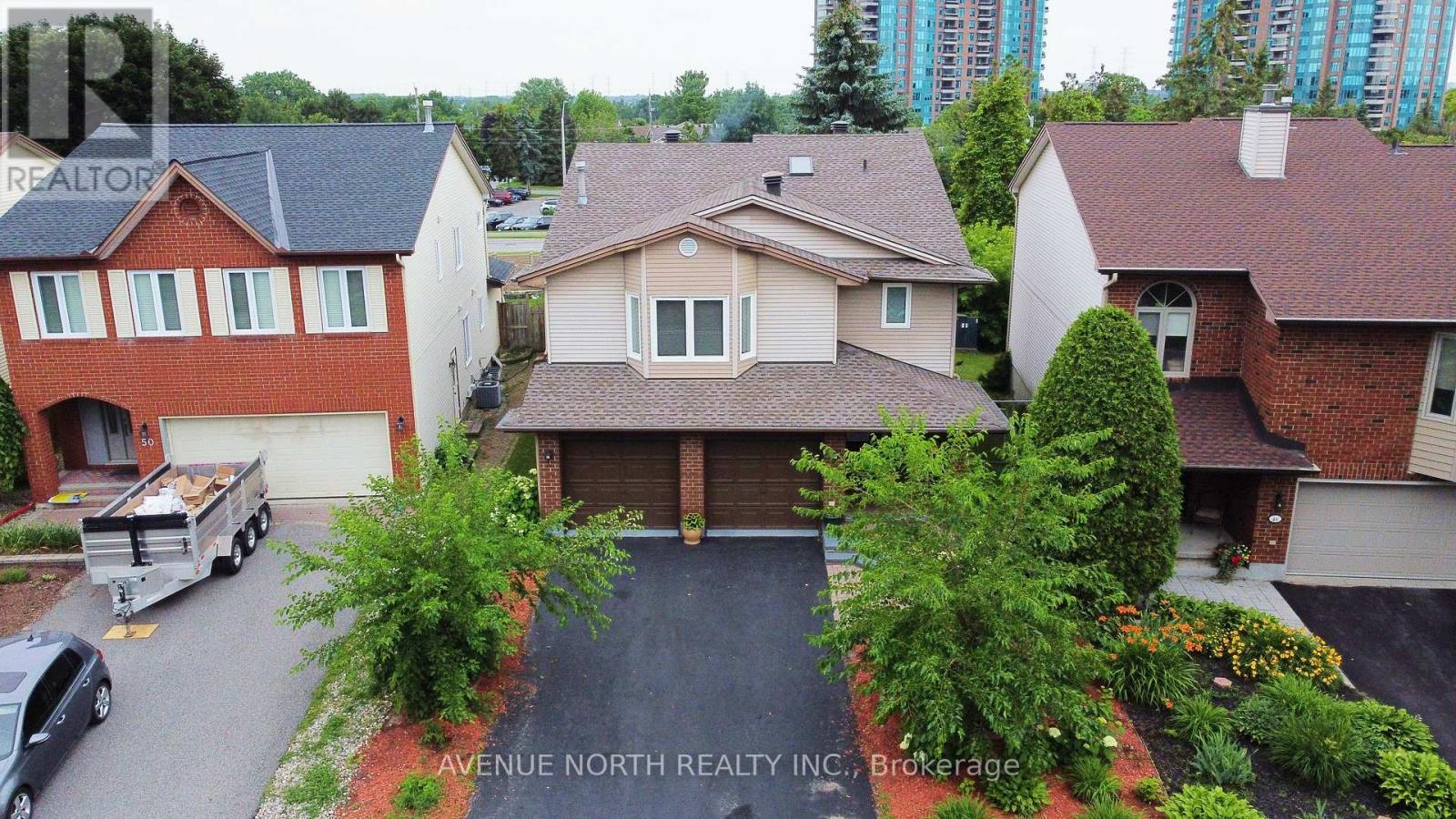 48 Hackett Street, Ottawa, ON