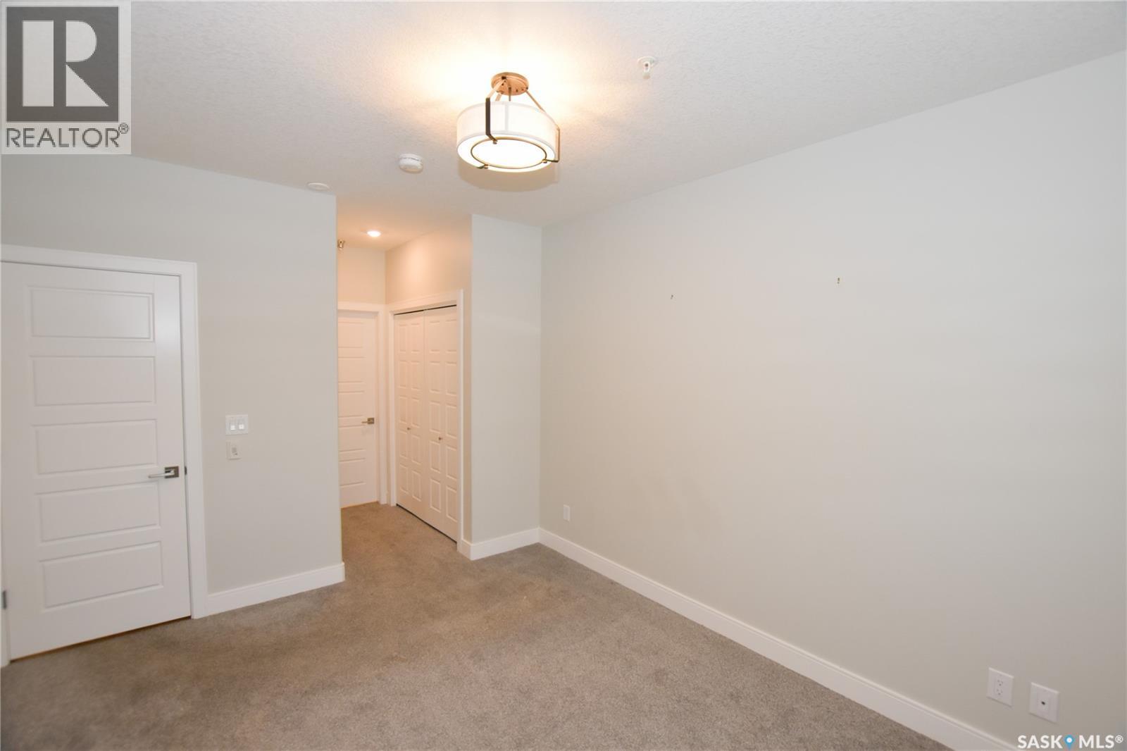 101 105 Willis Crescent, Saskatoon, SK