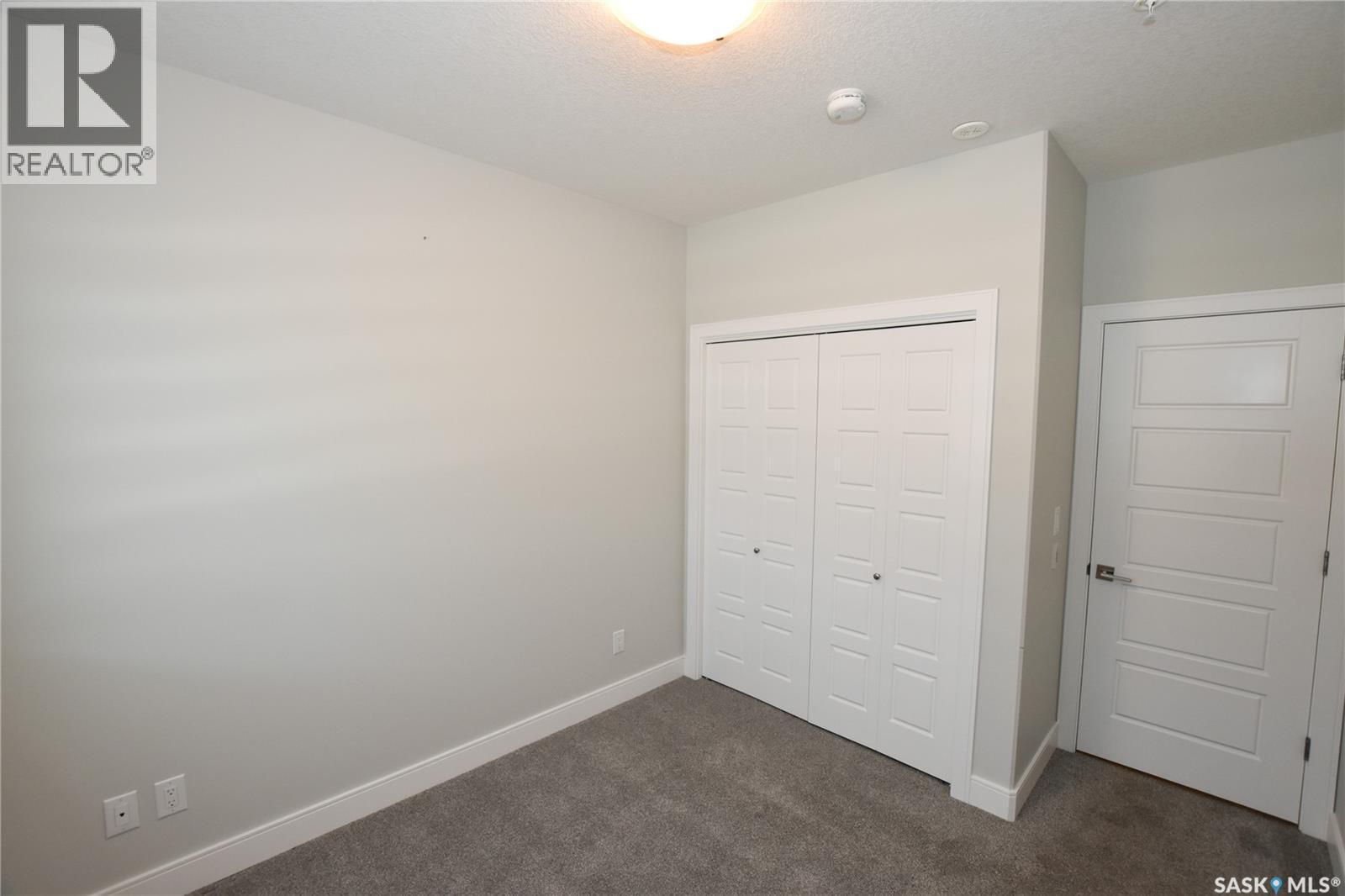 101 105 Willis Crescent, Saskatoon, SK