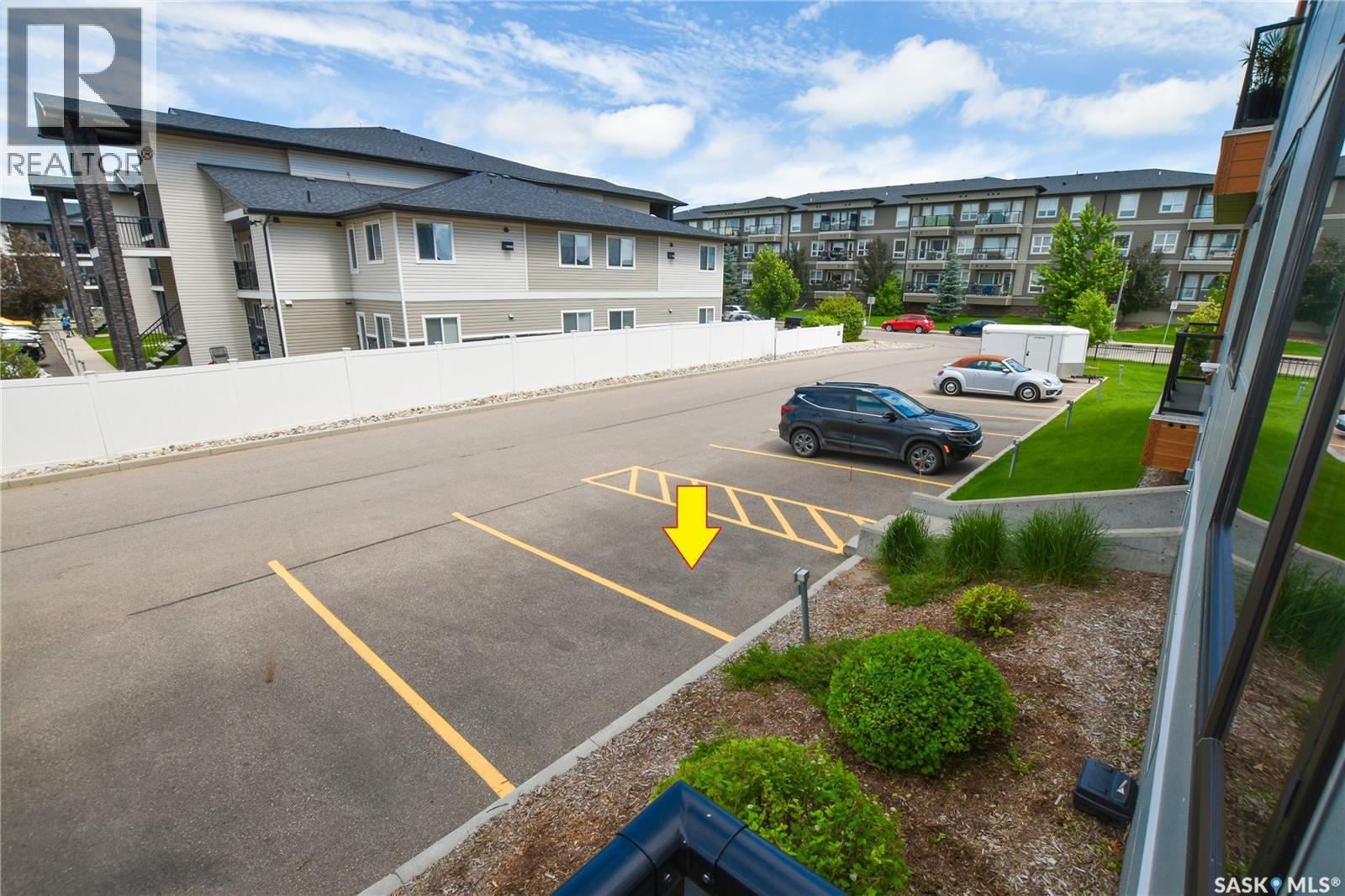 101 105 Willis Crescent, Saskatoon, SK