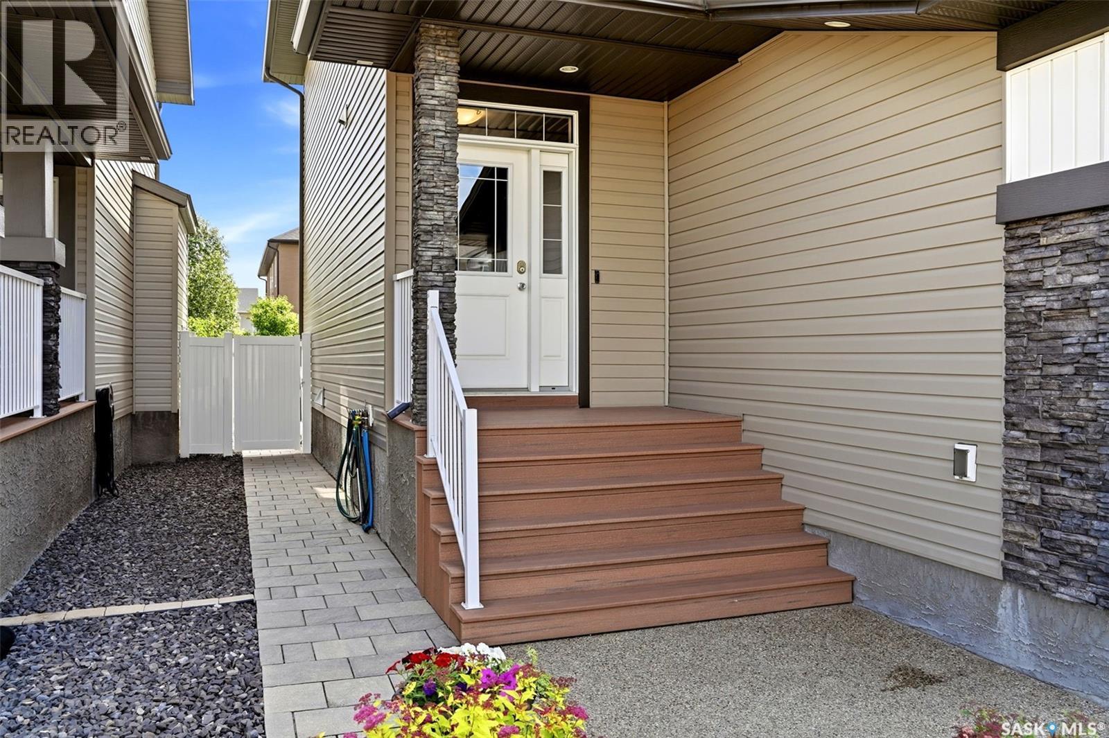 5113 Snowbirds Crescent, Regina, SK