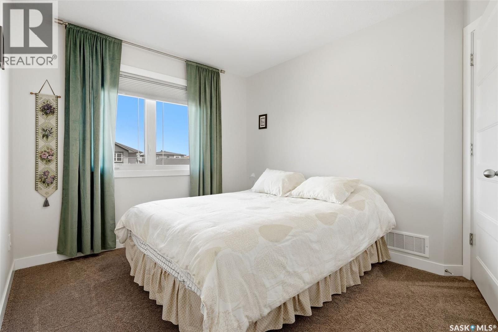 5113 Snowbirds Crescent, Regina, SK