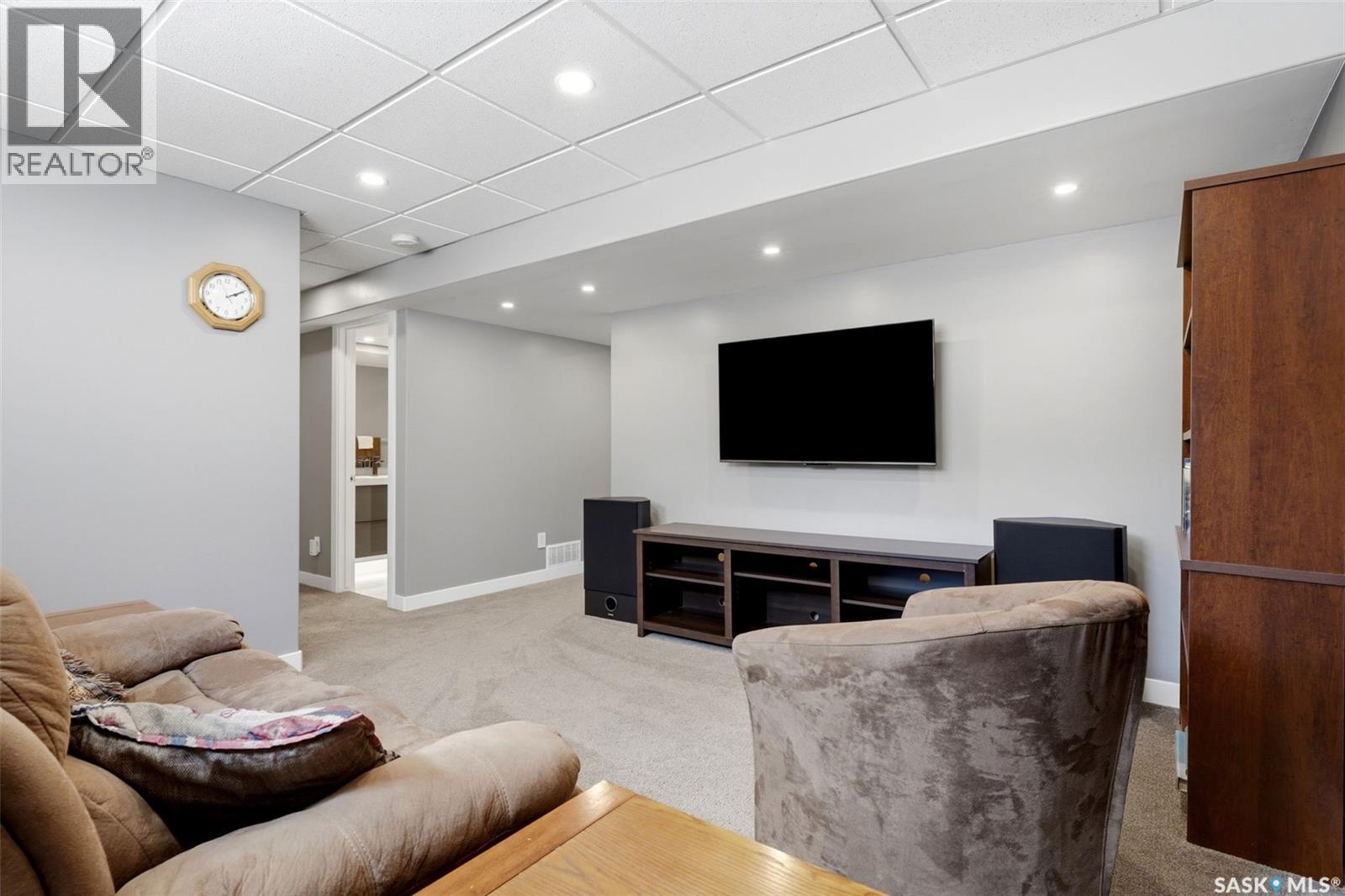 5113 Snowbirds Crescent, Regina, SK