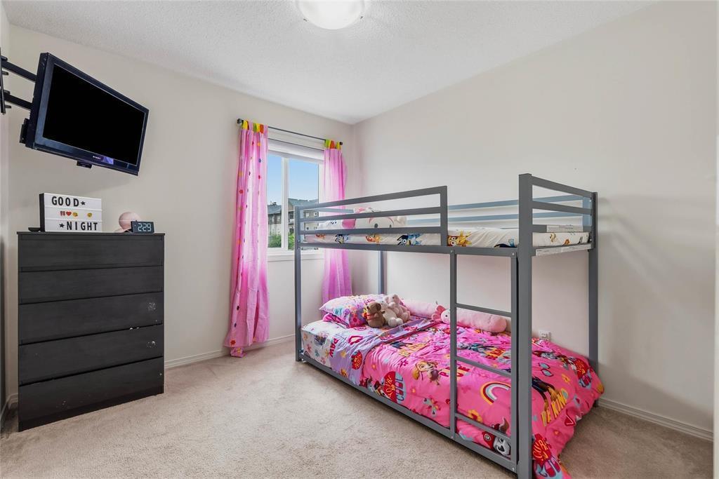 116 Larry Vickar Drive W, Winnipeg, MB