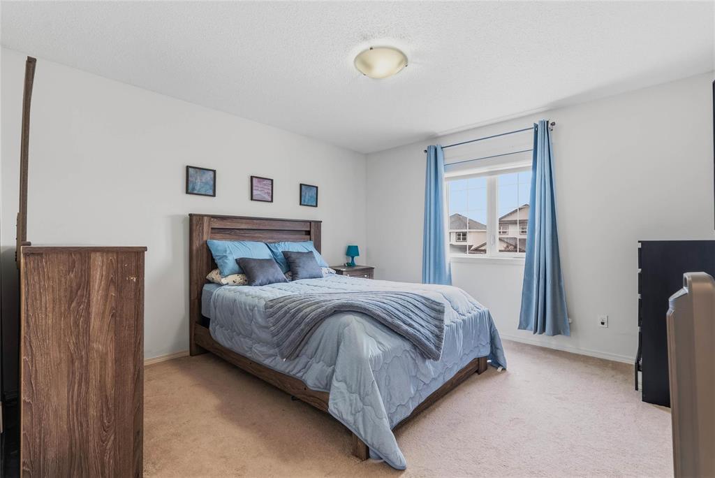 116 Larry Vickar Drive W, Winnipeg, MB
