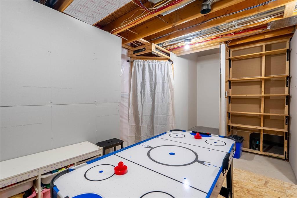 116 Larry Vickar Drive W, Winnipeg, MB