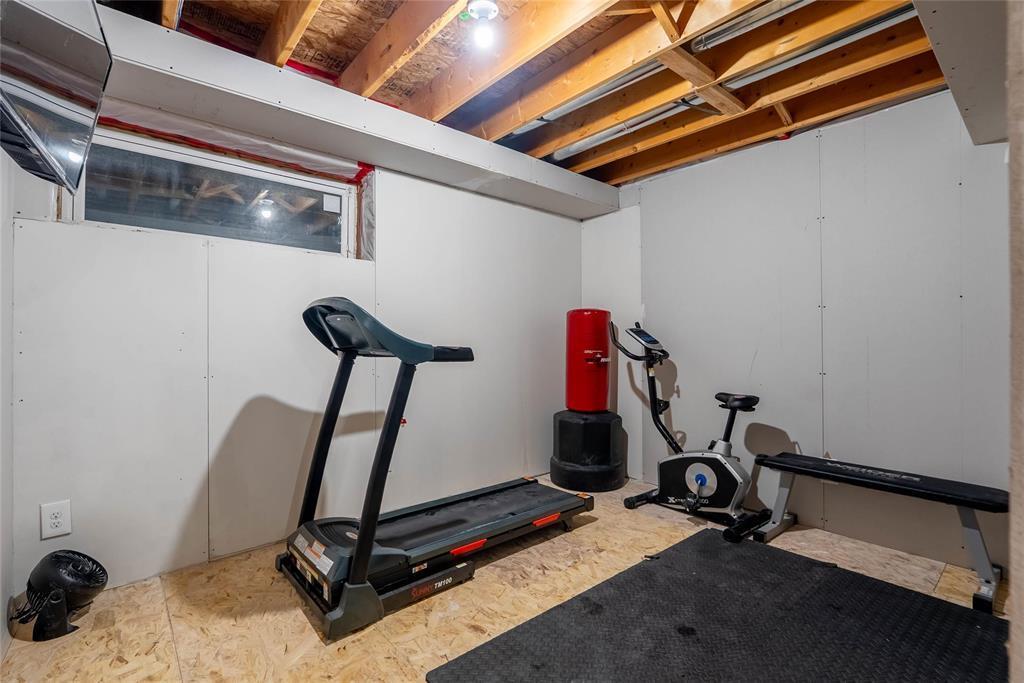 116 Larry Vickar Drive W, Winnipeg, MB