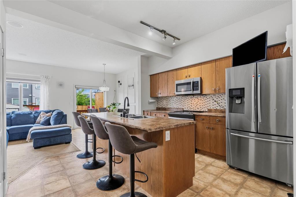116 Larry Vickar Drive W, Winnipeg, MB