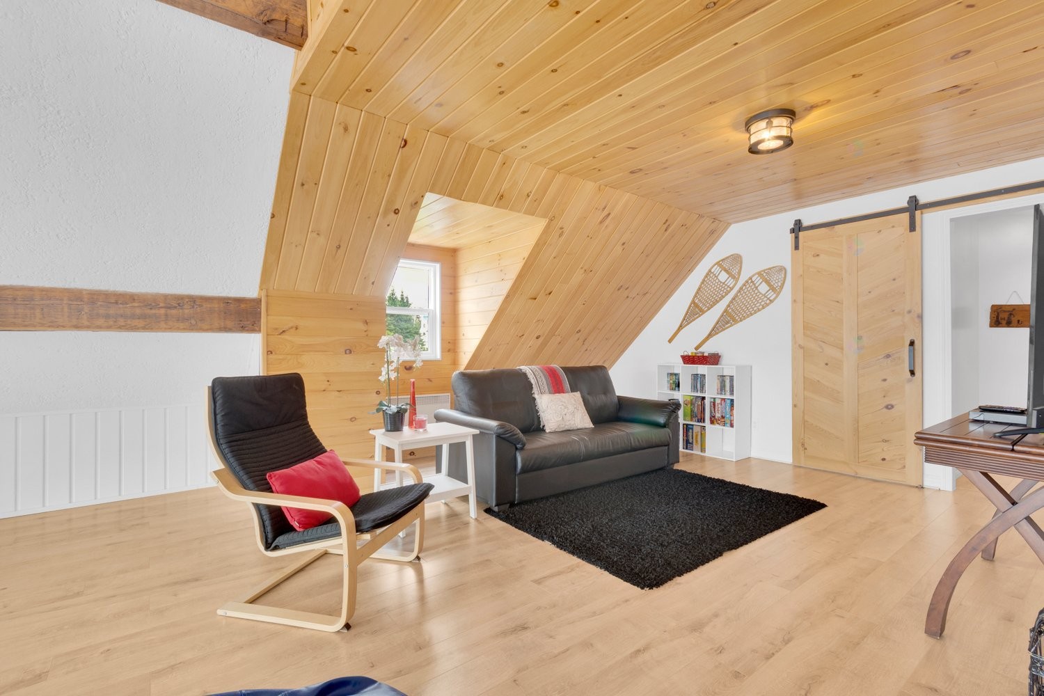 Mezzanine - 1908 Ch. Du Village, Saint-Adolphe-D'Howard, QC