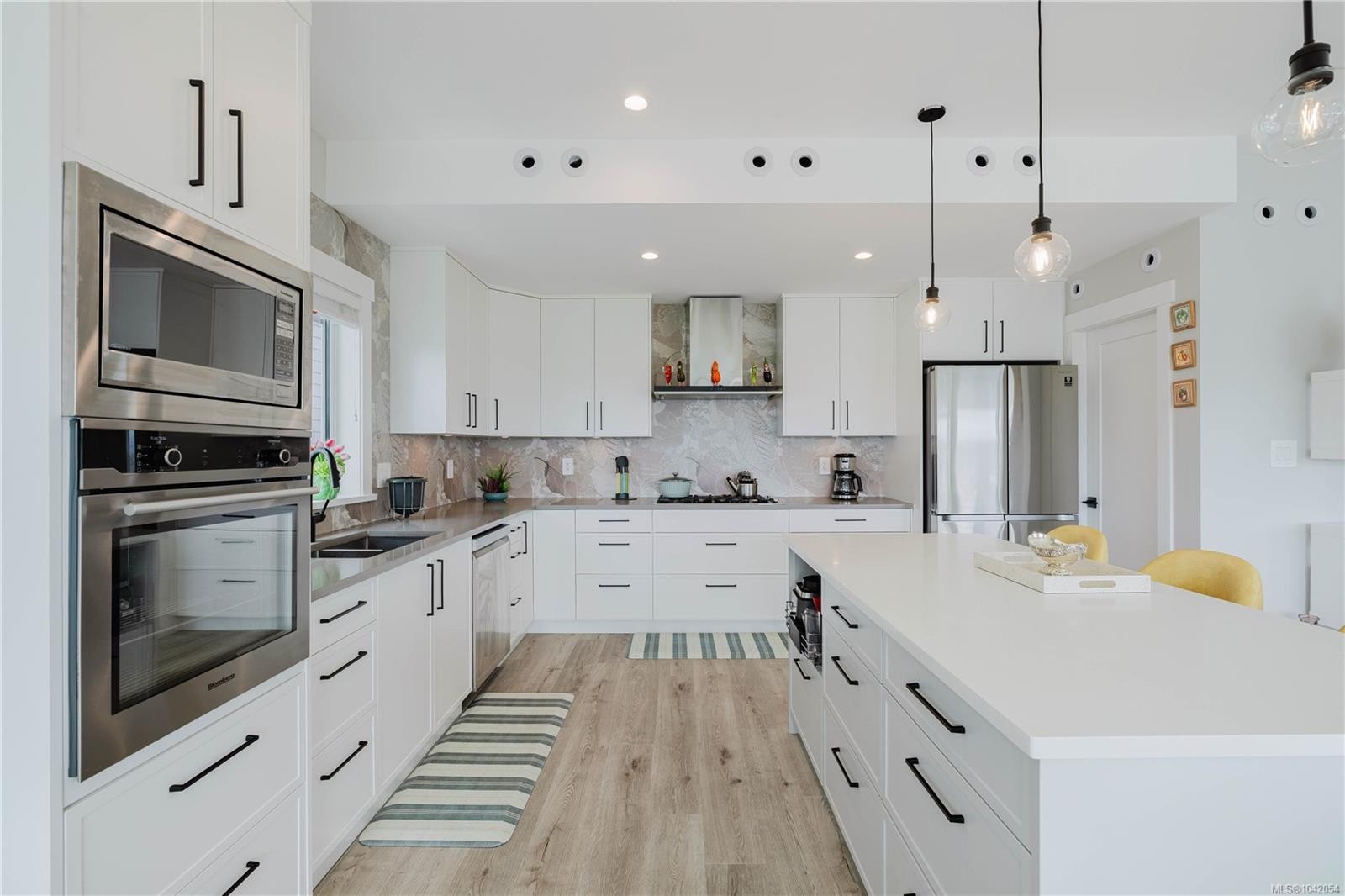 1375 Flint Ave, Langford, BC