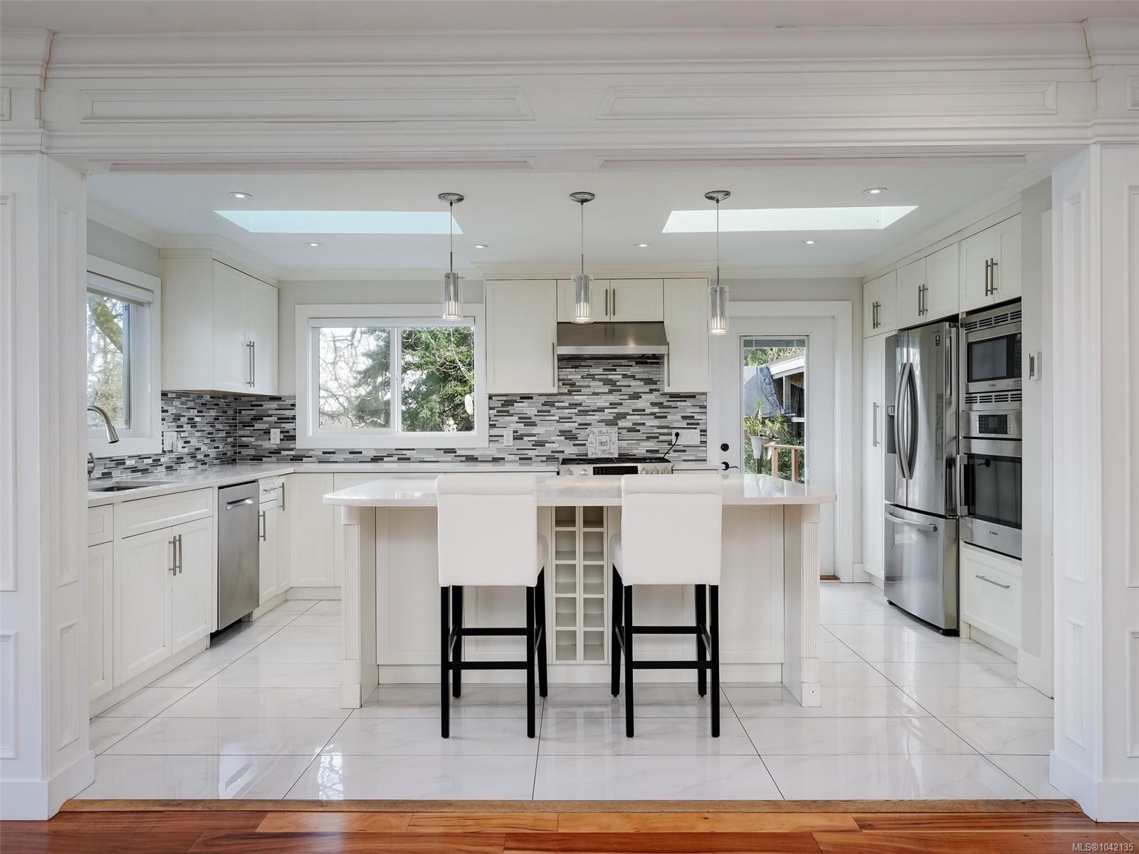 4081 Cedar Hill Rd, Saanich, BC