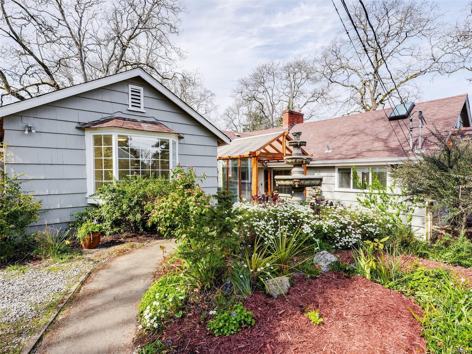 4081 Cedar Hill Rd, Saanich, BC