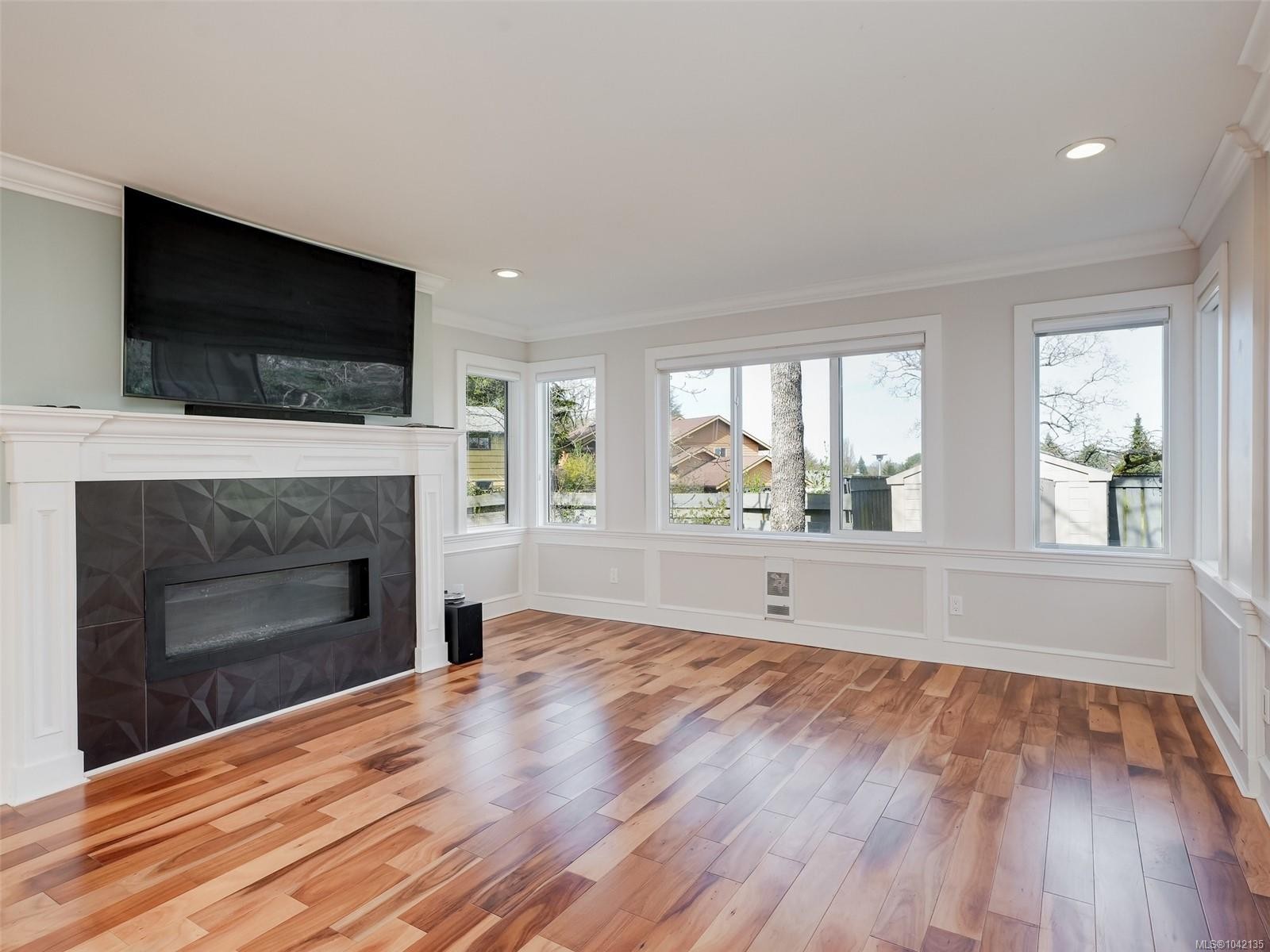 4081 Cedar Hill Rd, Saanich, BC