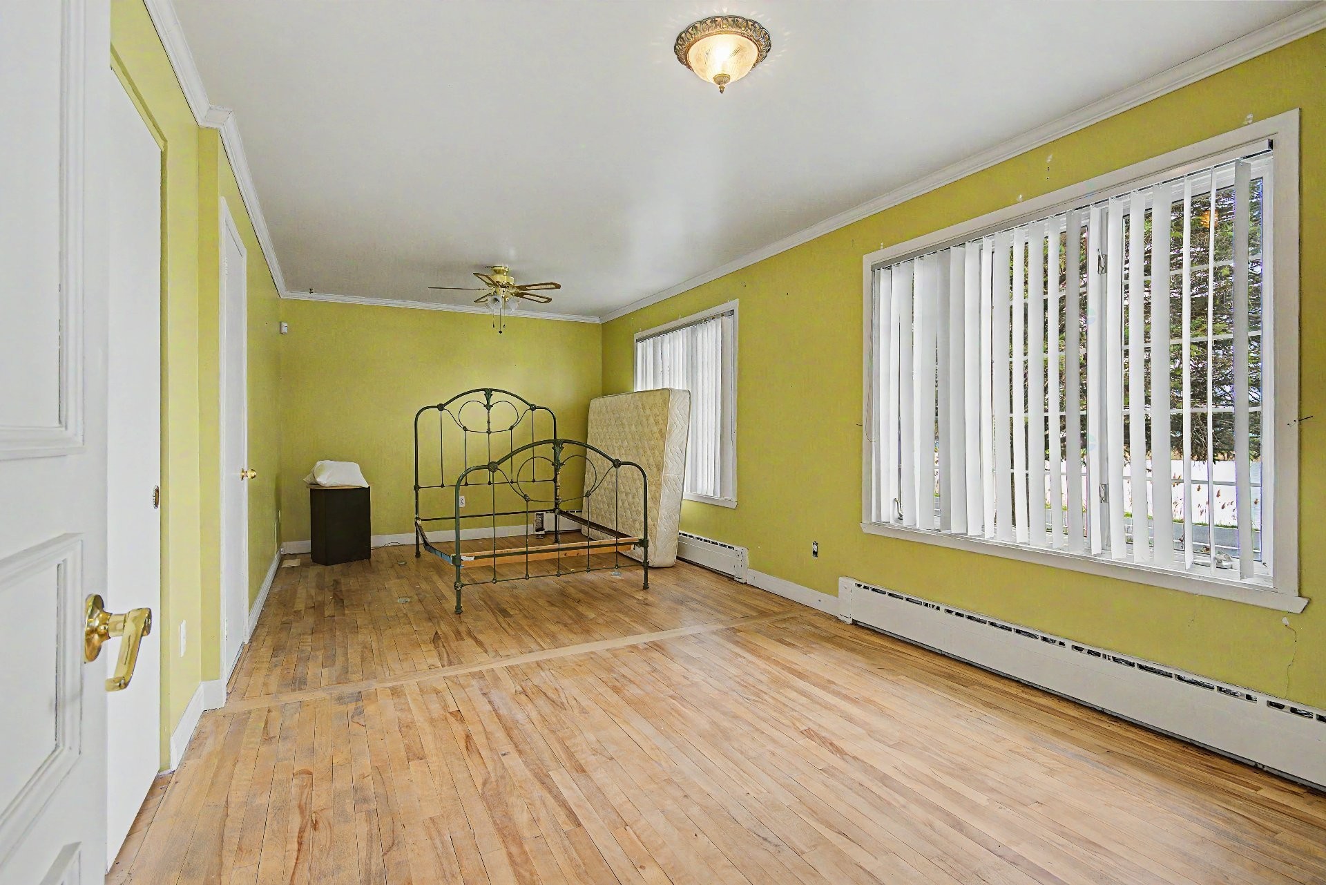 Chambre à coucher principale - 84 Rue Ste-Thérèse, Saint-Jean-Sur-Richelieu, QC - Indoor Photo Showing Other Room