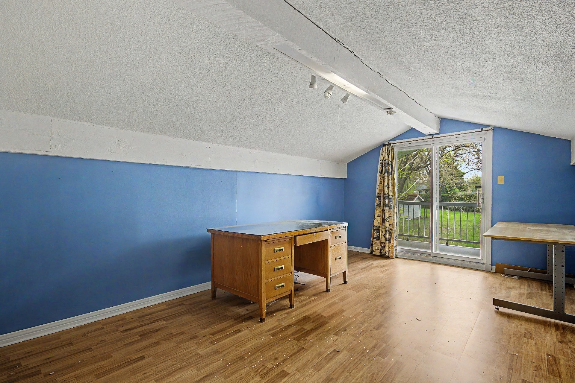 Mezzanine - 84 Rue Ste-Thérèse, Saint-Jean-Sur-Richelieu, QC - Indoor Photo Showing Other Room