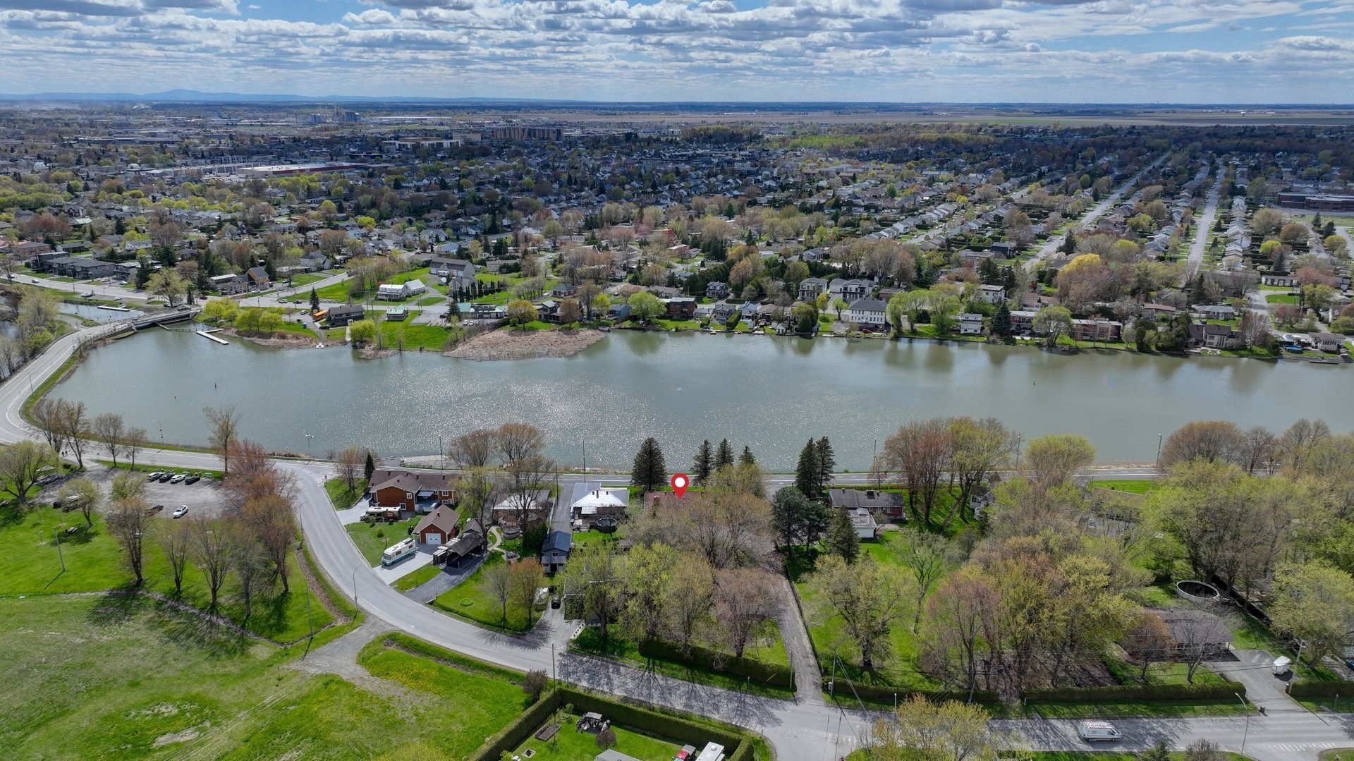 Photo aérienne - 84 Rue Ste-Thérèse, Saint-Jean-Sur-Richelieu, QC - Outdoor With Body Of Water With View