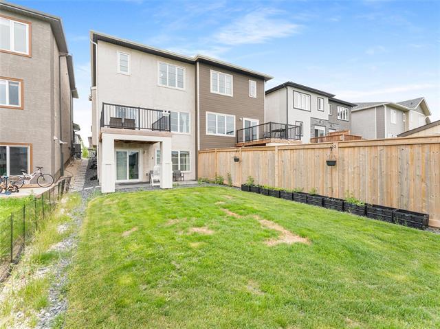 39 Rowntree Ave, Winnipeg, MB