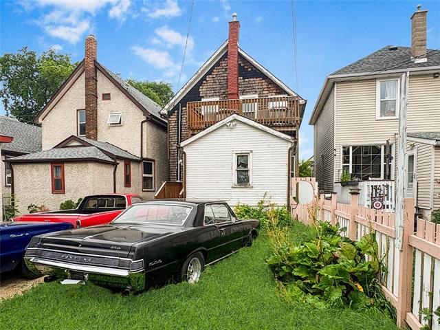 597 Home St, Winnipeg, MB