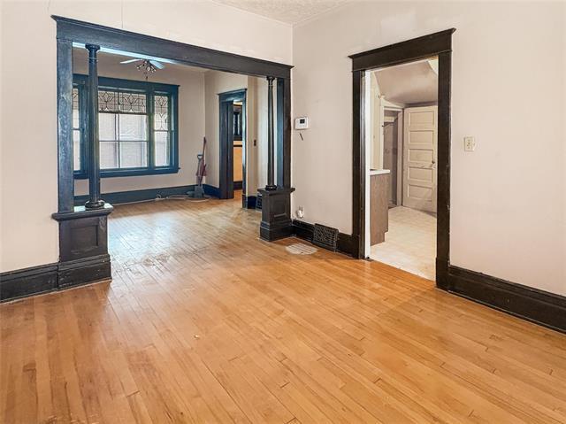 597 Home St, Winnipeg, MB