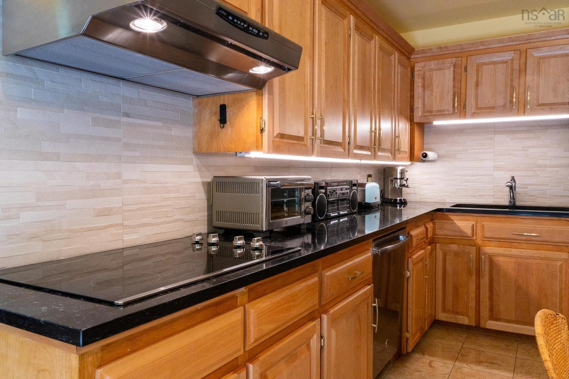 61 Sherwood Drive, Wolfville, NS