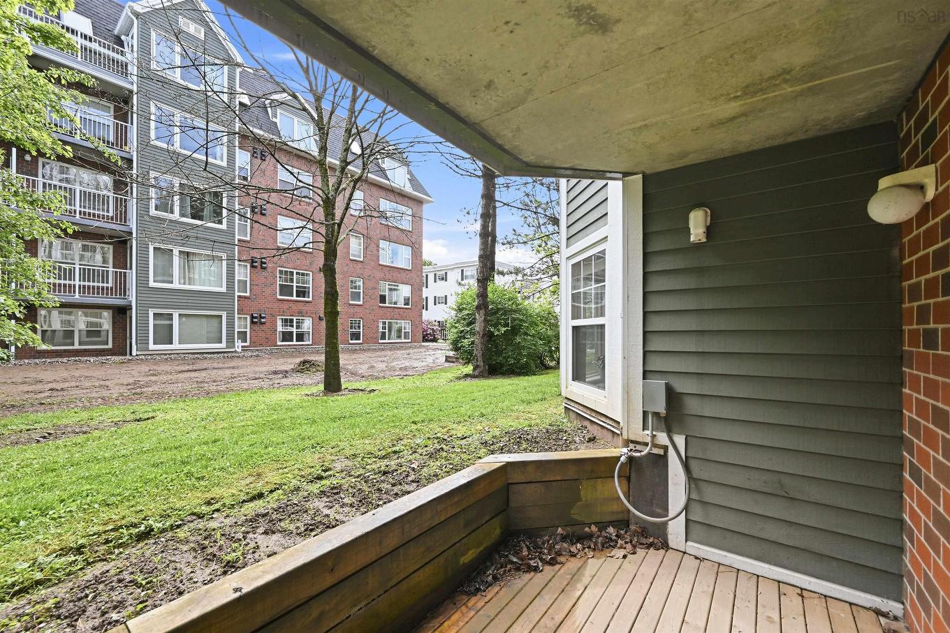 101 1041 Wellington Street, Halifax, NS
