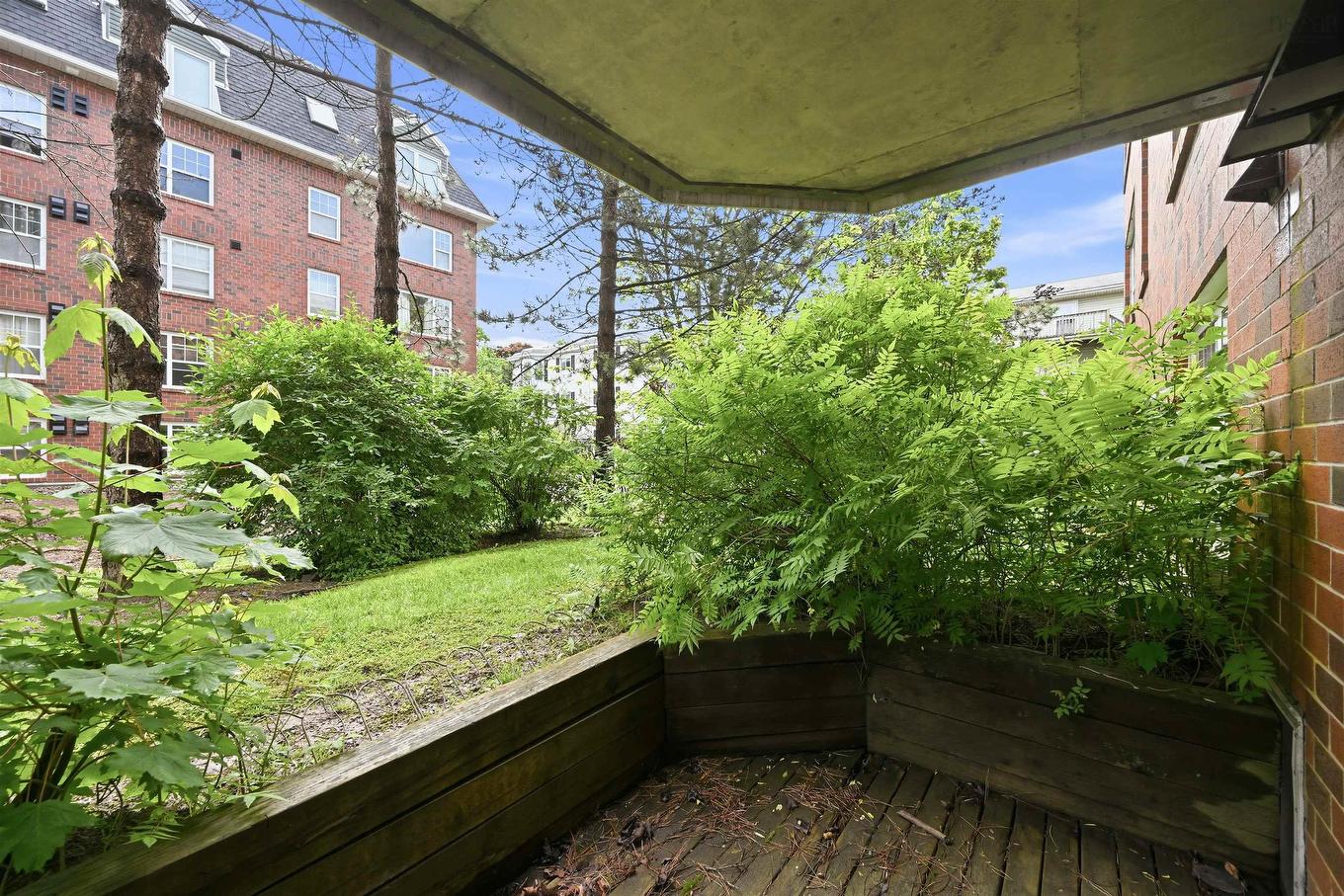 101 1041 Wellington Street, Halifax, NS