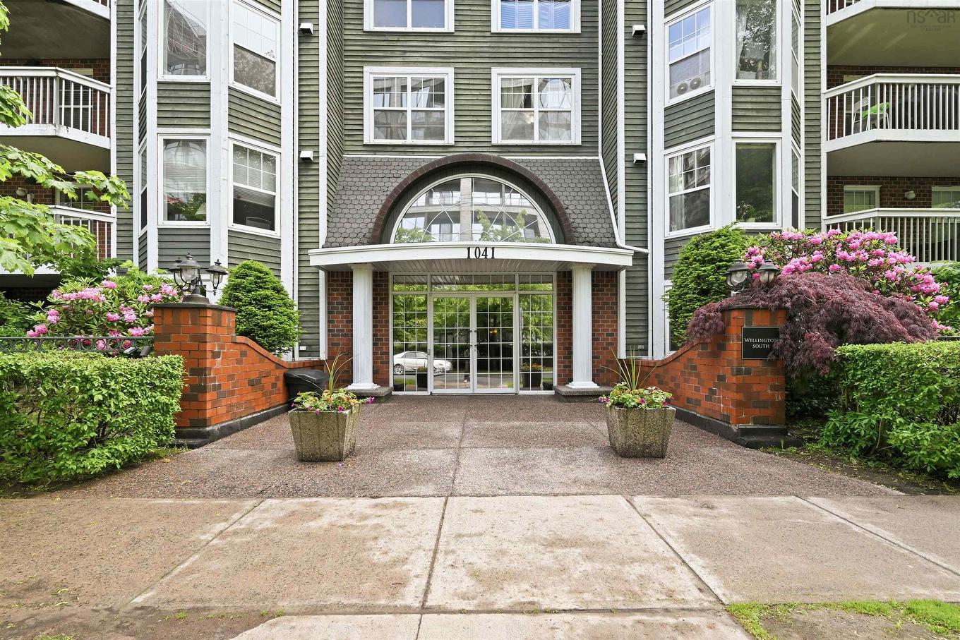 101 1041 Wellington Street, Halifax, NS
