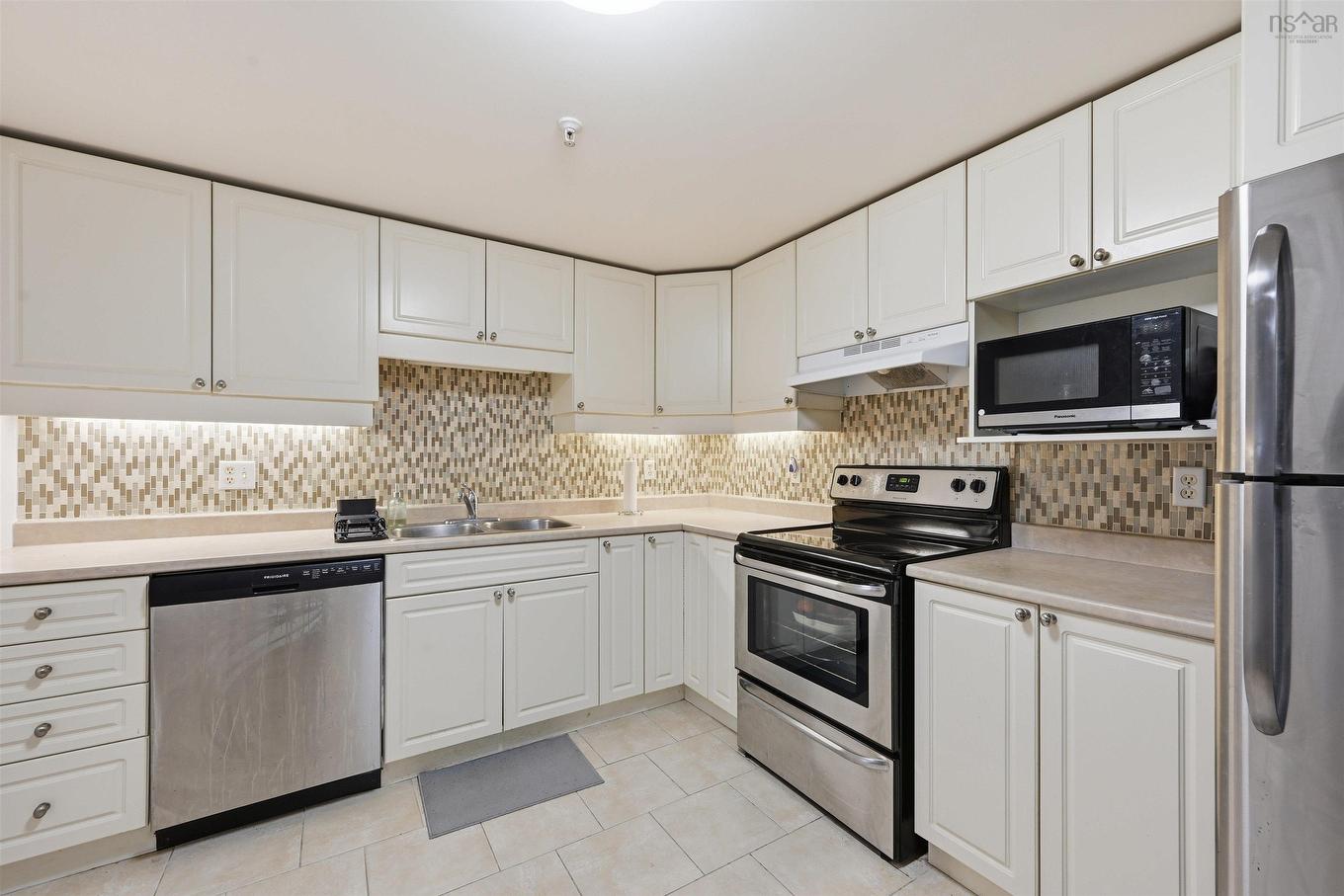 101 1041 Wellington Street, Halifax, NS
