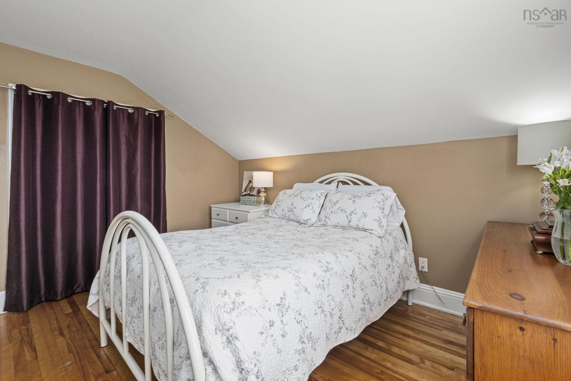 109 Main Avenue, Halifax, NS