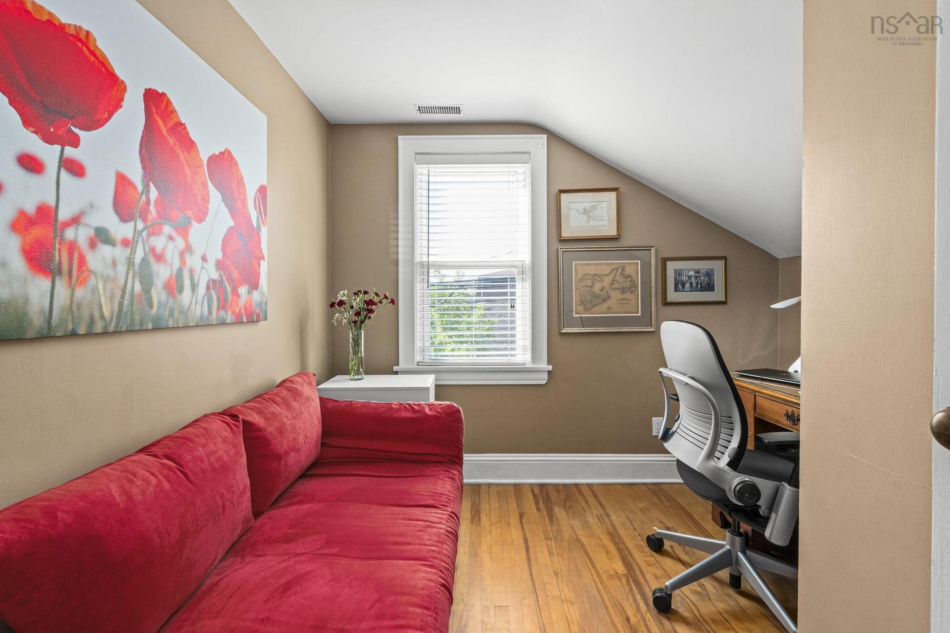 109 Main Avenue, Halifax, NS